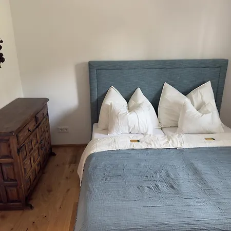 Aussichtsstrasse - Wunderschoen Renoviertes Einfamilienhaus In See- Und Stadtnaehe Feriehus
