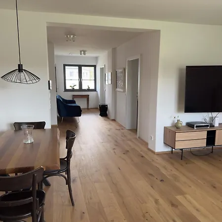 Aussichtsstrasse - Wunderschoen Renoviertes Einfamilienhaus In See- Und Stadtnaehe Feriehus Klagenfurt am Woerthersee