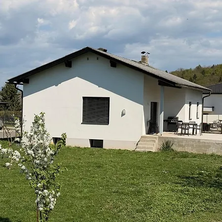 Aussichtsstrasse - Wunderschoen Renoviertes Einfamilienhaus In See- Und Stadtnaehe קלגנפורט