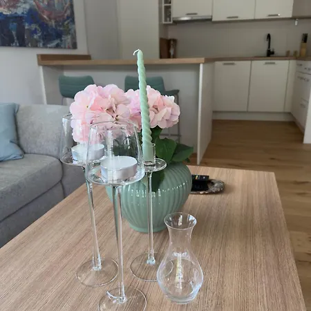 Aussichtsstrasse - Wunderschoen Renoviertes Einfamilienhaus In See- Und Stadtnaehe * Klagenfurt am Woerthersee