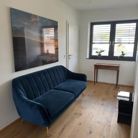 Aussichtsstrasse - Wunderschoen Renoviertes Einfamilienhaus In See- Und Stadtnaehe Feriehus *